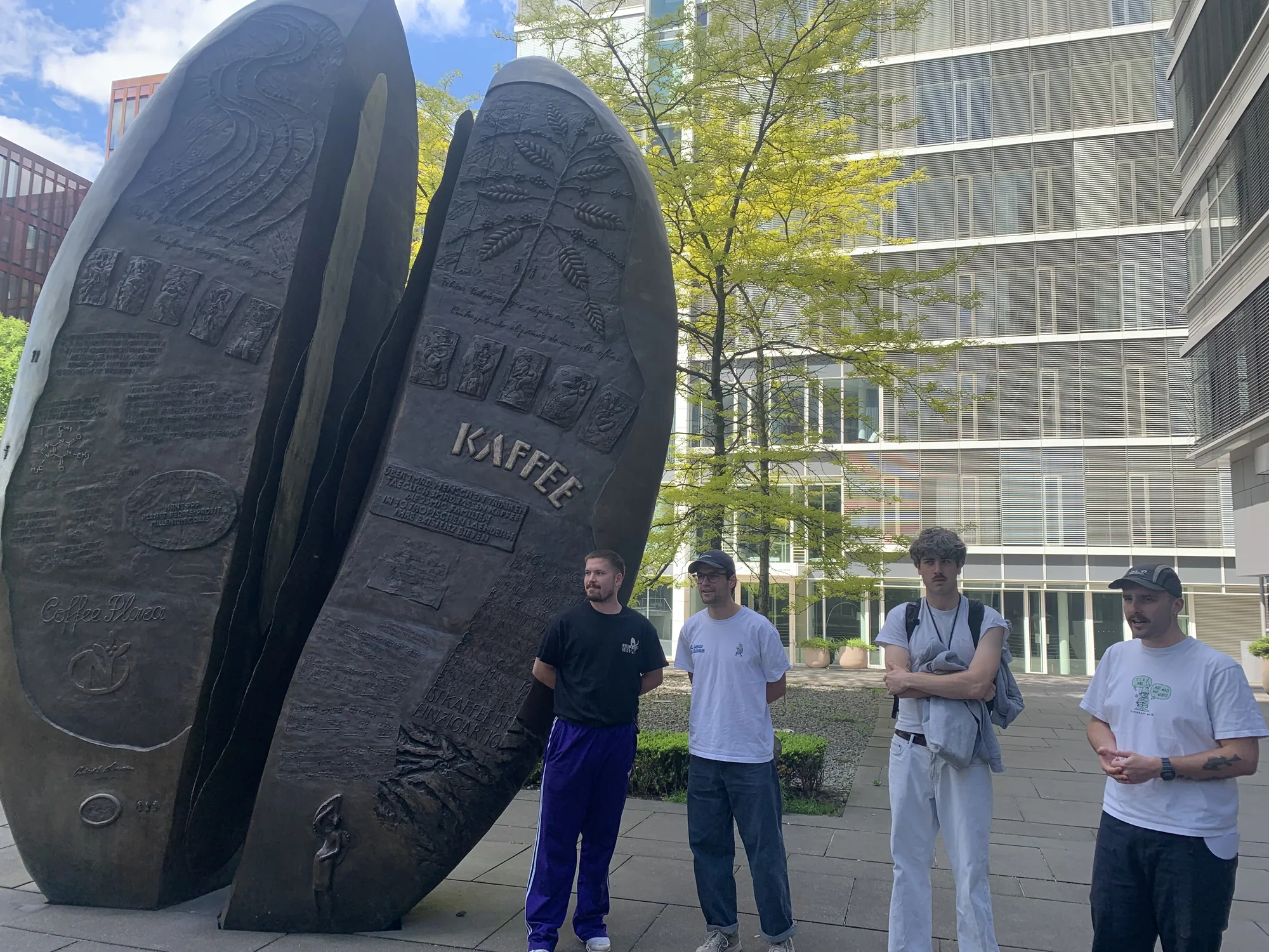 de:colonial monuments lab-Tag am 6. Mai 2026 — Foto 1 von 22, Kajan Luc / Vera Heimisch